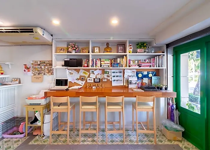 Hotel Ratana Boutique By Zuzu